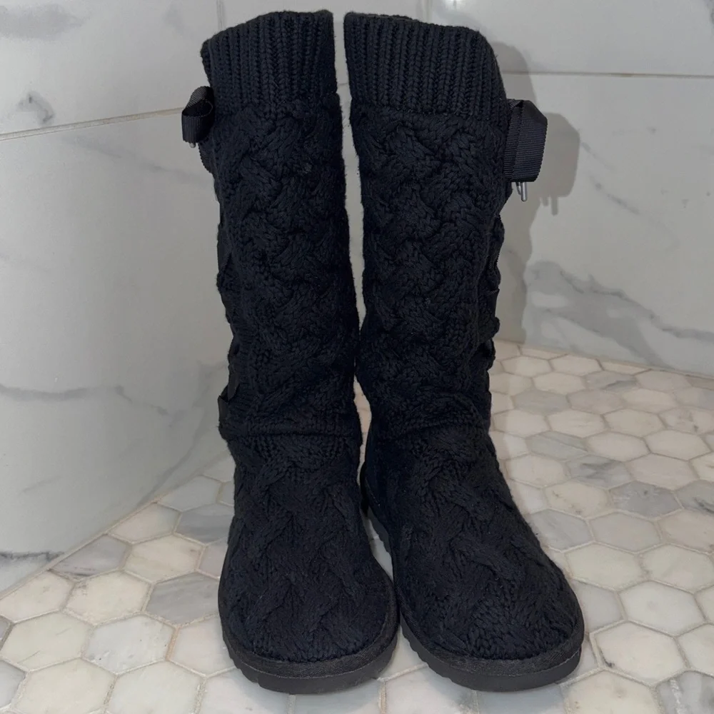 UGG Australia Mahayla Ribbon Black Tall Knit Boots Women’s Size 6